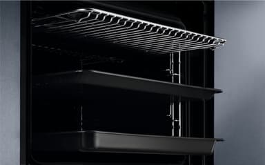 Electrolux erillisuuni COB100X