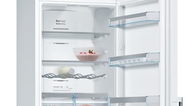 Bosch Serie 4 jääkaappipakastin KGN367WEQ (valkoinen)