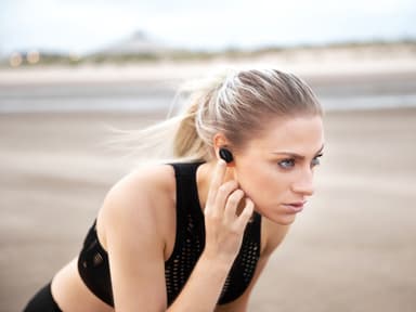 Bose Sport Earbuds täysin langattomat in-ear kuulokkeet (Triple Black)