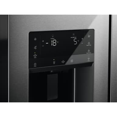 Electrolux 900 MultiSwitch side-by-side jääkaappipakastin LLI9VF54X0