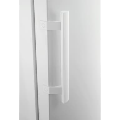 Electrolux 300 OptiSpace pakastin LUB1AF22W
