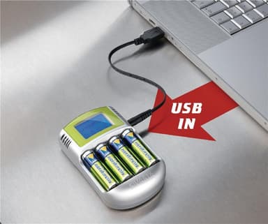 AA / AAA NiMH Akkulaturi 4x AA/HR6 2600 mAh
