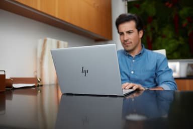 HP Spectre x360 2-in-1 13-ae006no (hopea)