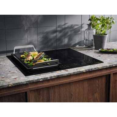 Electrolux induktiotaso HHB650FBK integroitava