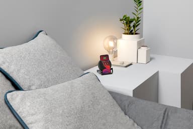 Belkin Boost Charge 10 W langaton laturi ja kaiutin (musta)