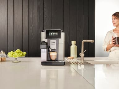 Delonghi PrimaDonna Soul ECAM610.55.SB täysin automaattinen kahvikone