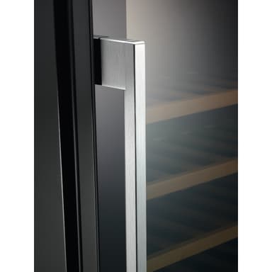 AEG integroitava viinikaappi SWB66001DG (musta)