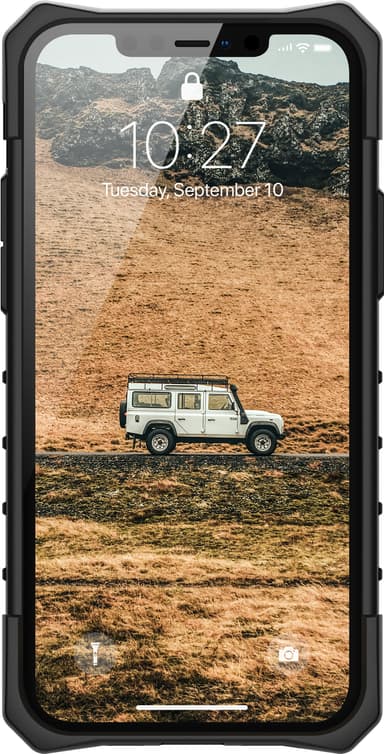 UAG Pathfinder iPhone 12 / 12 Pro suojakuori (valkoinen)