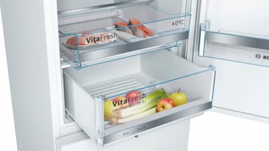Bosch Serie 6 jääkaappipakastin KGE36AWCA (valkoinen)