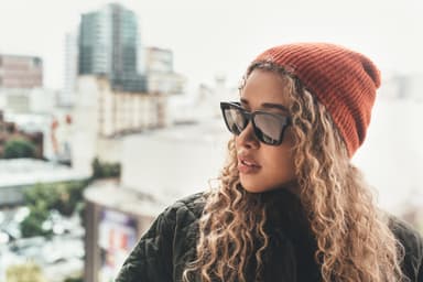 Bose Frames Alto kaiutinaurinkolasit (musta)