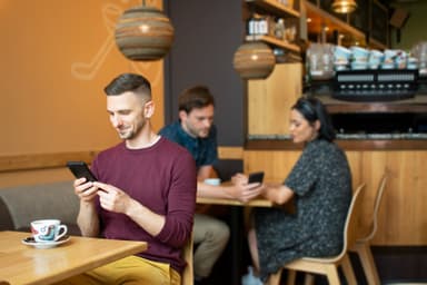 Fairphone 3 Plus älypuhelin (musta)