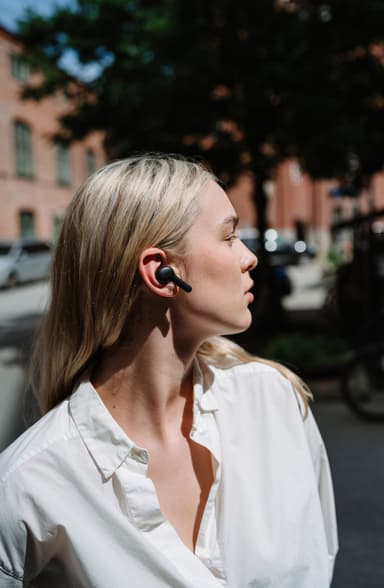 Jays f-Five täysin langattomat in-ear kuulokkeet (musta)