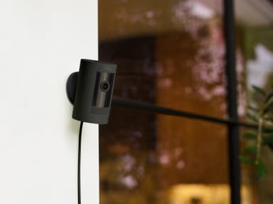 Ring Stick Up langallinen valvontakamera (musta)