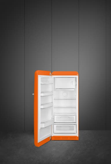 Smeg 50's Style jääkaappi pakastelokerolla FAB28LOR5 (oranssi)