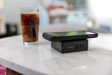 Mophie Global Powerstation Hub laturi (musta)