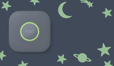 Google Nest Protect palovaroitin (AC-liitettävä)