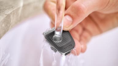Philips Series 3000 Multigroom vartalotrimmeri MG3730/15