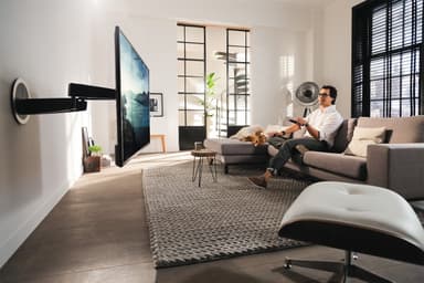Vogels Next 7355 MotionMount kääntyvä seinäteline