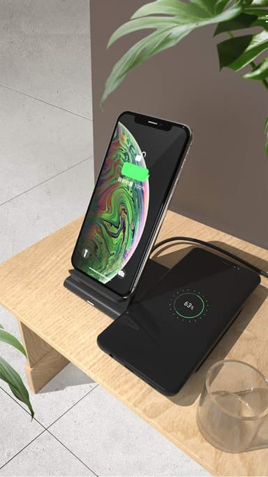 Langaton Qi-laturi älypuhelimelle, Samsungin älykellolle ja kuulokkeille - jaettavissa
