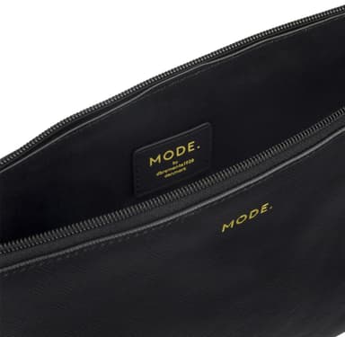 dbramante1928 Mode Paris MacBook Air 13 suoja (musta)