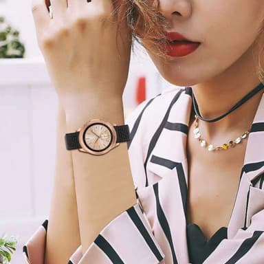 Nylonrannekoru Samsung Galaxy Watch 42mm / Gear Sport -puhelimelle - musta