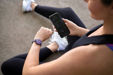 Garmin Lily Sport Edition älykello (ruusukulta)