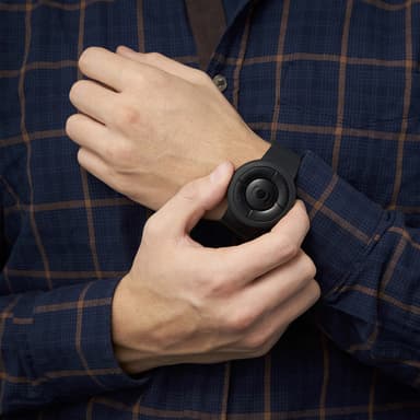 Minifinder Nano GPS rannekemallinen paikannin (musta)