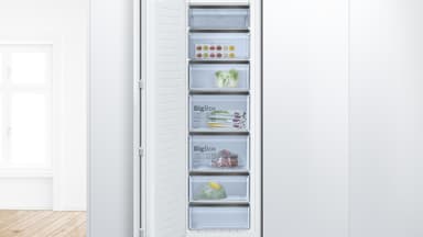 Bosch pakastin GIN81HCE0 integroitava