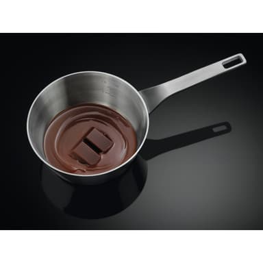 Electrolux ComboHob induktiotaso liesituulettimella LIC744I