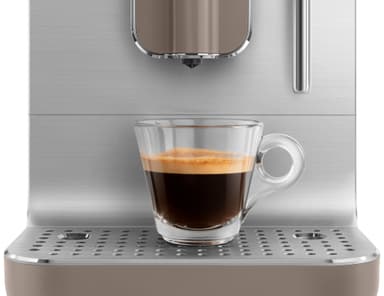 Smeg kahvikone BCC02TPMEU (taupe)