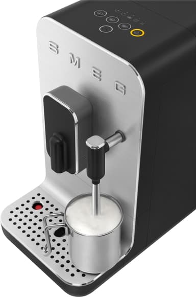 Smeg kahvikone BCC02BLMEU (musta)