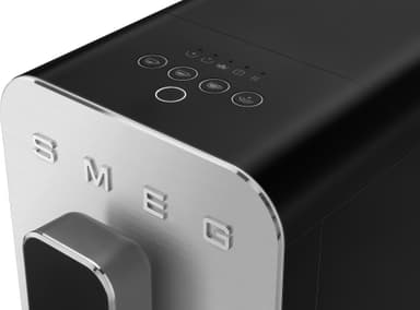 Smeg kahvikone BCC02BLMEU (musta)
