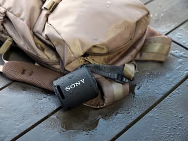Sony kannettava langaton kaiutin SRS-XB13 (musta)
