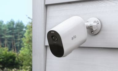 Arlo Essential Spotlight XL langaton FHD turvakamera (valkoinen)