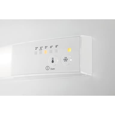 AEG Jääkaappi SKB618F1DS integroitava