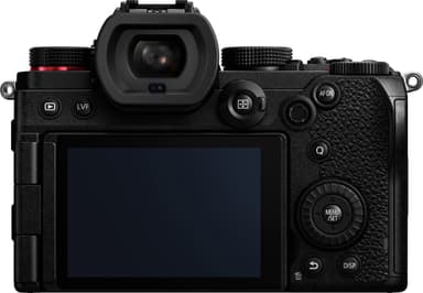Panasonic Lumix S5 järjestelmäkamera + 20-60 mm f/3.5-5.6 objektiivi