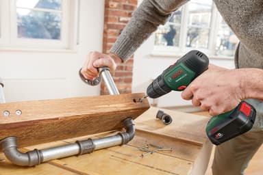Bosch UniversalImpact 18V akkuporakone/ruuvinväännin 06039D4101