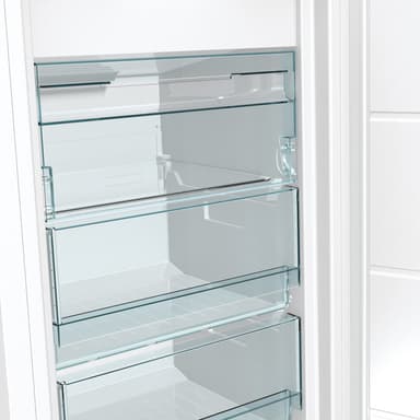 Hisense pakastin FIV276N4AWF integroitava