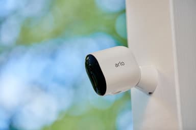 Arlo Pro 4 langaton 2K QHD turvakamera, 1 kpl (valkoinen)