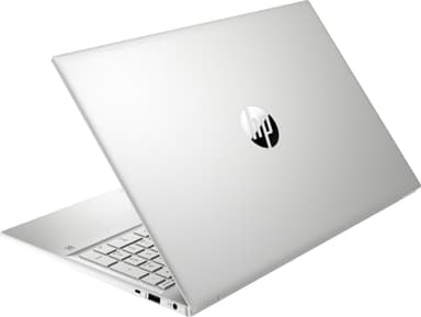 HP Pavilion 15 Ath/8/128 15.6" kannettava (silver)