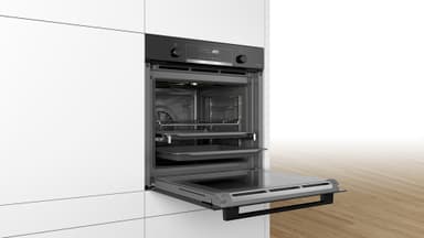 Bosch Series 6 erillisuuni HBG4795B0S (musta)