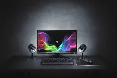 Razer Nommo Chroma pelikaiuttimet