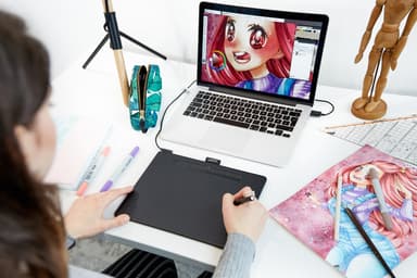 Wacom Intuos M piirtopöytä (musta)