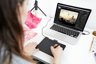 Wacom Intuos S piirtopöytä (musta)