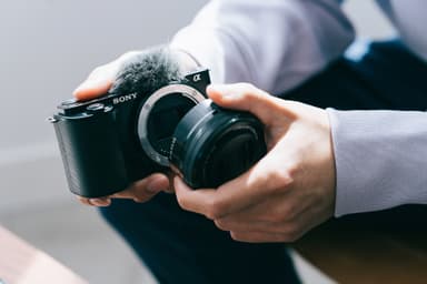 Sony digitaalinen vlog kamera ZV-E10L