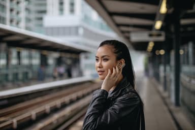 Sony Xperia Ear Duo langattomat kuulokkeet (kulta)