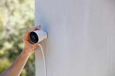 Google Nest Cam Outdoor turvakamera