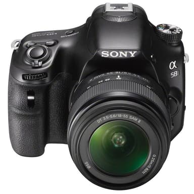 Sony SLT-A58 järjestelmäkamera + 18-55mm objektiivi