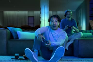 Philips Hue Gradient Signe lattiavalaisin (musta)