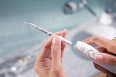 Philips Sonicare F1 AirFloss hammasvälisuutin HX304200 (valkoinen)